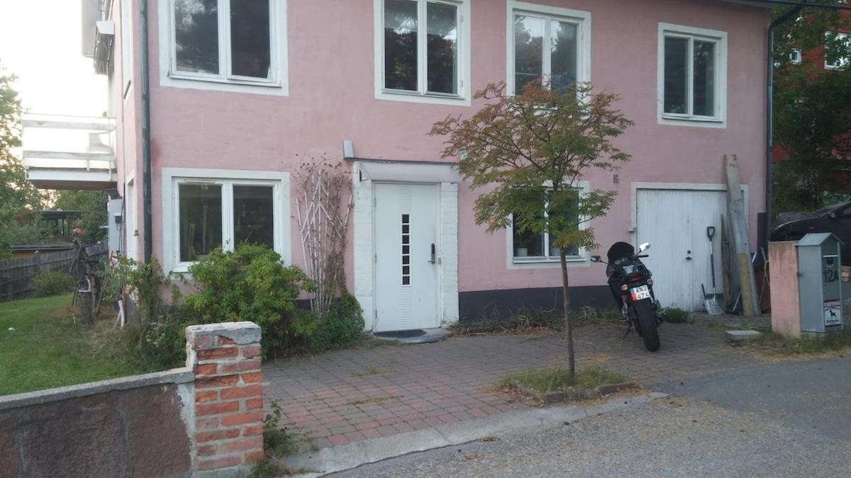 Pink House Room#1 สต็อกโฮล์ม ภายนอก รูปภาพ